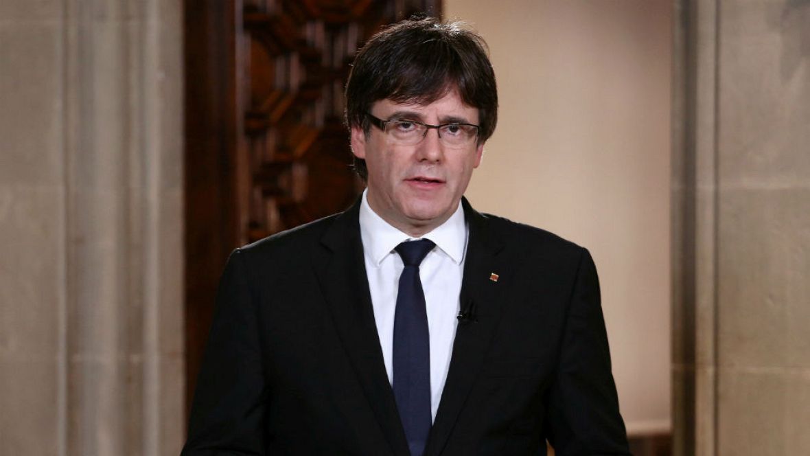  Diario de las 2 - Puigdemont intenta esquivar la prohibici�n del TC pidiendo comparecer el martes - Escuchar ahora 