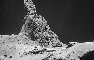 La superficie abrupta del cometa 67P