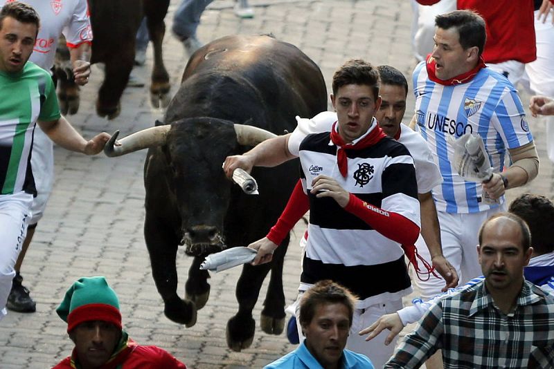 Los toros han salido muy veloces en el cuarto encierro de San Fermín