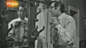 Fotograma de La ta de Ambrosio - Captulo 8 - Una chica independiente