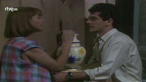 Fotograma de Media naranja - La nueva vecina