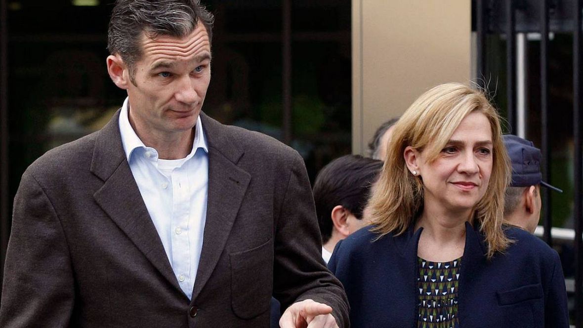 Iñaki Urdangarin y la infanta Cristina, dos de los 18 acusados que se sentarán en el banquillo en el juicio del caso Nóos. 