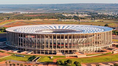 Este estadio está situado en Brasilia y dispone de 72.788 asientos. En él se disputarán varios partidos de la fase de grupos de fútbol, entre ellos el inaugural masculino, y los cuartos de final de hombres y mujeres.