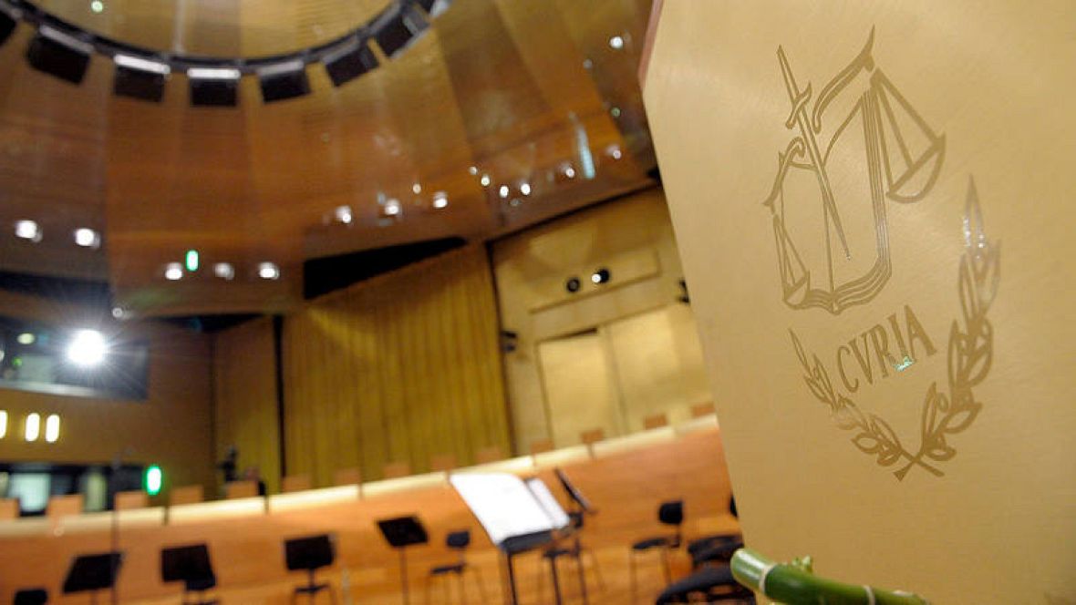 La justicia europea sentencia que la banca debe devolver todo lo cobrado por las cl�usulas suelo