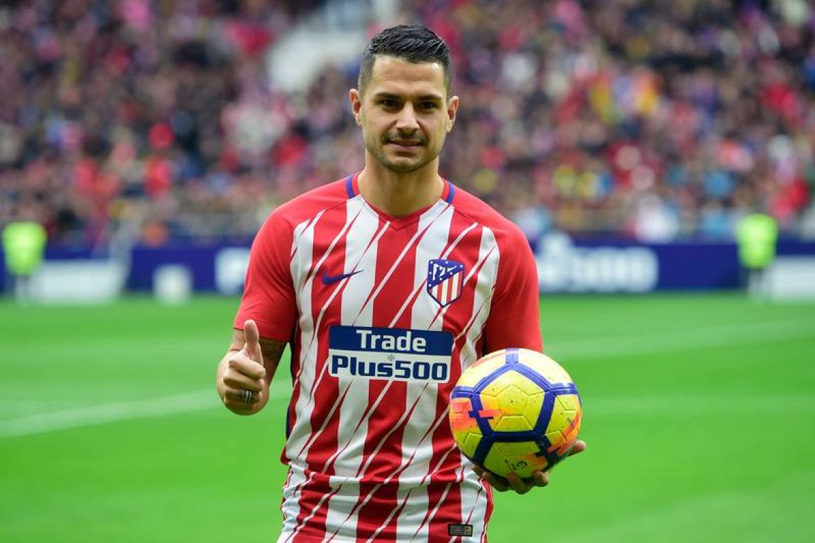 ¿Cuánto mide Vitolo Machín?