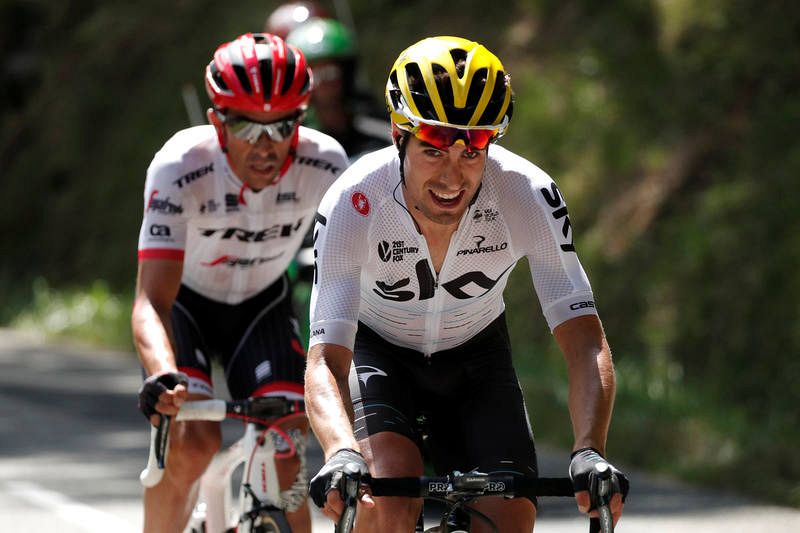 Imagen de los dos ciclistas españoles mejores clasificados en el Tour de Francia 2017: Mikel Landa (Sky) y Alberto Contador (Trek).
