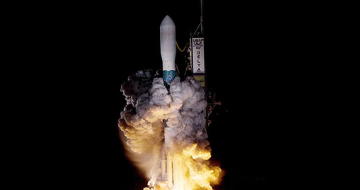   Imagen obtenida de la NASA que muestra el lanzamiento de un cohete Delta del United Launch Alliance II llevando el telescopio espacial Kepler de la NASA, el 6 de marzo de 2009.