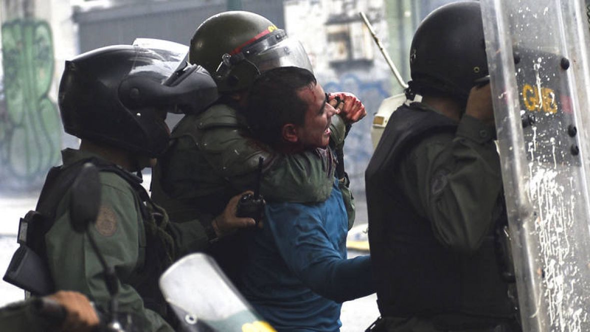 Las fuerzas de seguridad de Venezuela han "maltratado" y "torturado" de forma "generalizada y sistemática" a manifestantes y  ?w=1180&i=1502184195006