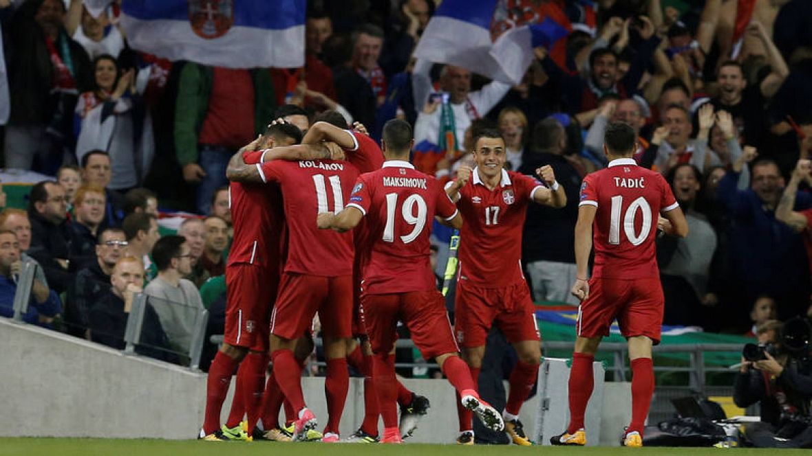 Resultado de imagen para Irlanda 0 - 1 Serbia gol Aleksandar Kolarov