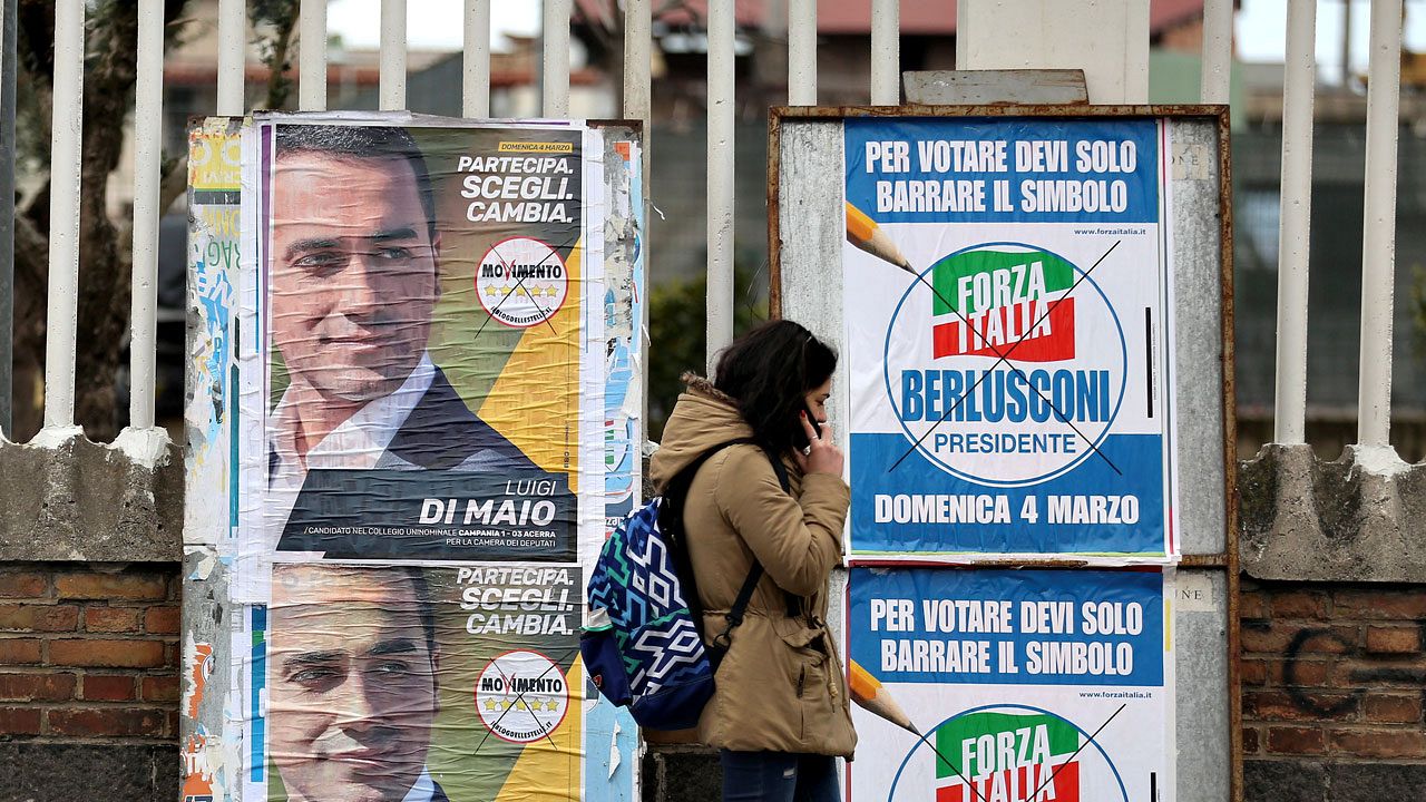La derecha de Berlusconi y el Movimiento Cinco Estrellas buscan aprovechar el desgaste de la izquierda en Italia