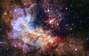 El brillante cúmulo estelar Westerlund 2: la imagen del 25 aniversario El brillante cúmulo estelar Westerlund 2: la imagen del 25 aniversario