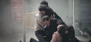 "AQUELLA NOCHE MARCÓ EL FIN DE FIESTA, DE LA FRIVOLIDAD Y DE LA LOCURA" "AQUELLA NOCHE MARCÓ EL FIN DE FIESTA, DE LA FRIVOLIDAD Y DE LA LOCURA"