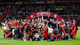Bacca hace al Sevilla rey de la Europa League Bacca hace al Sevilla rey de la Europa League