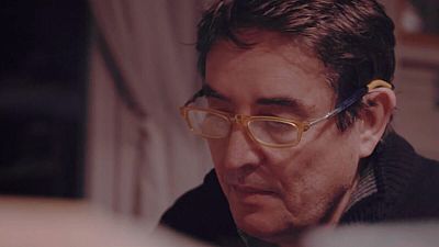 Escucha la poesía de Luis García Montero Escucha la poesía de Luis García Montero