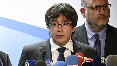 Puigdemont ofrece a Rajoy una reunión fuera de España y le insta a "aceptar los resultados" ante el fracaso del 155 Puigdemont ofrece a Rajoy una reunión fuera de España y le insta a "aceptar los resultados" ante el fracaso del 155