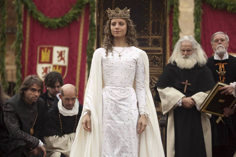 Michelle Jenner joue Isabel, la reine catholique 