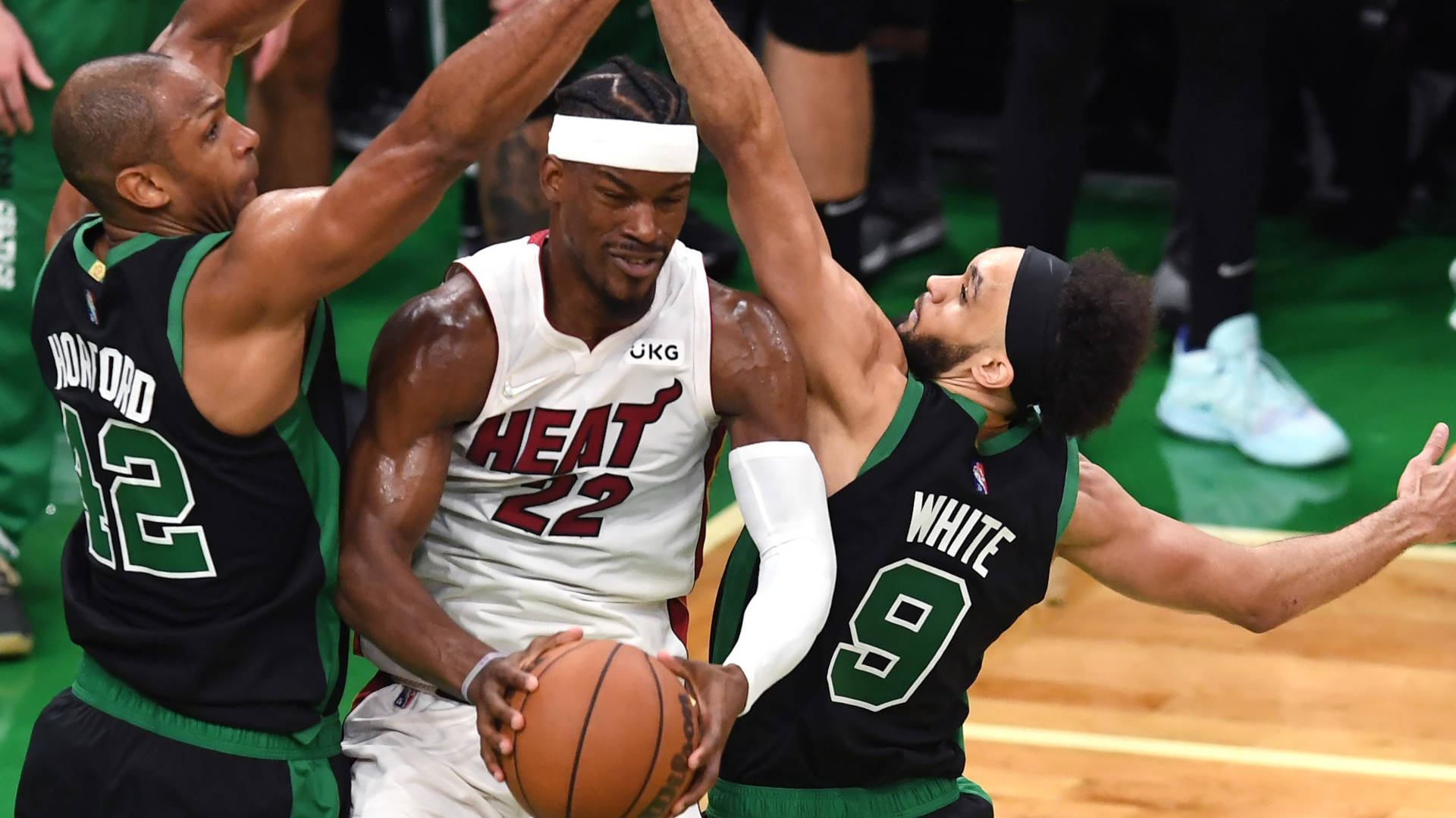 Ir al Video&nbsp;Los 47 puntos de Butler para los Heat fuerzan el s&eacute;ptimo partido ante los Celtics