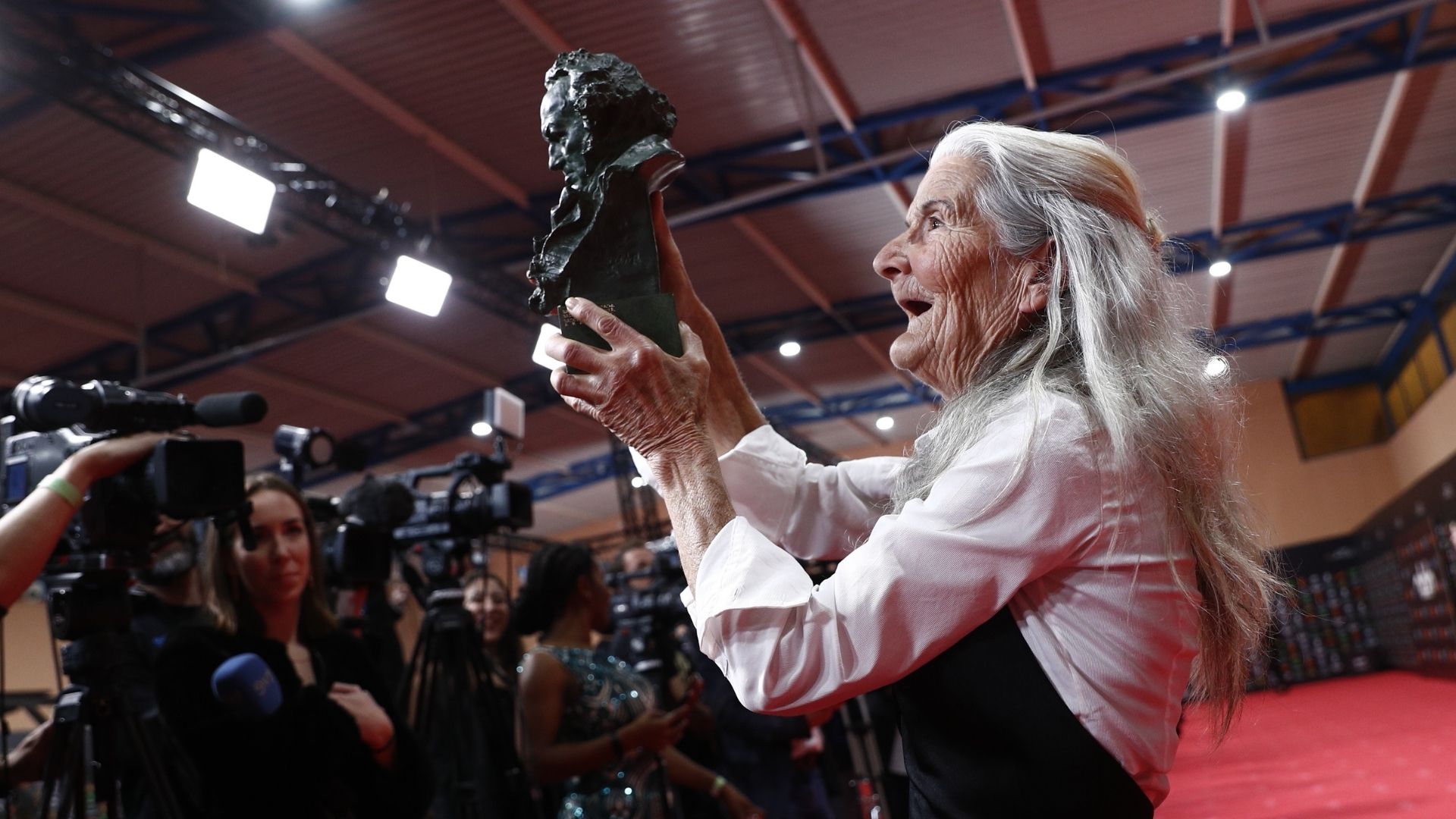 Ir al Video Benedicta Sánchez, mejor actriz revelación, a sus 84 años, por 'O que arde': "La vida te da sorpresas"