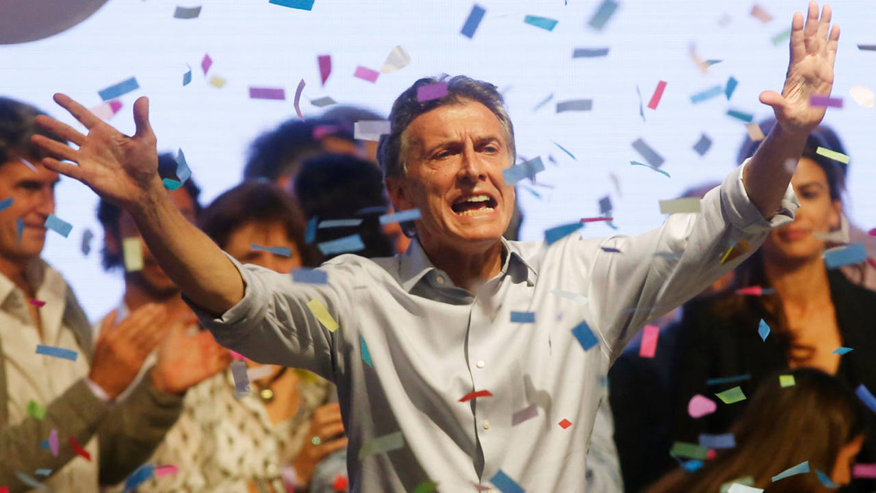 El candidato conservador Mauricio Macri celebra los resultados electorales en Buenos Aires