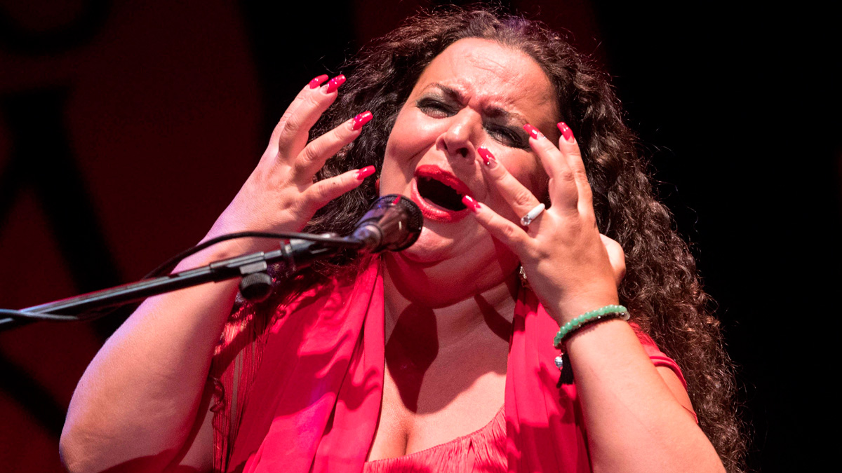 Ir al Video La cantaora María José Carrasco alcanza el cielo flamenco ganando la Lámpara Minera 2018