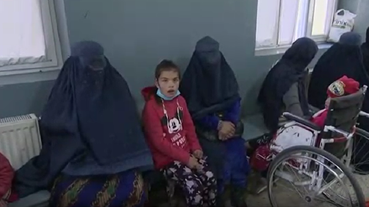 Ir al Video Los centros de cooperación que atienden a mujeres y hombres en Afganistán