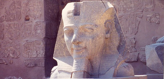 Efigie de Tutmosis III en el Templo de Karnak en Luxor