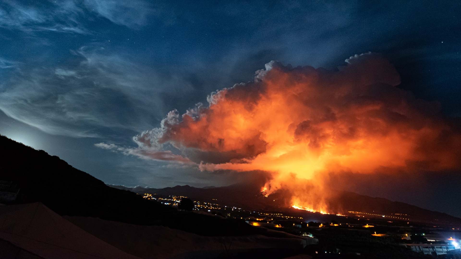 Erupci N En La Palma De Noviembre El Aeropuerto De La Isla