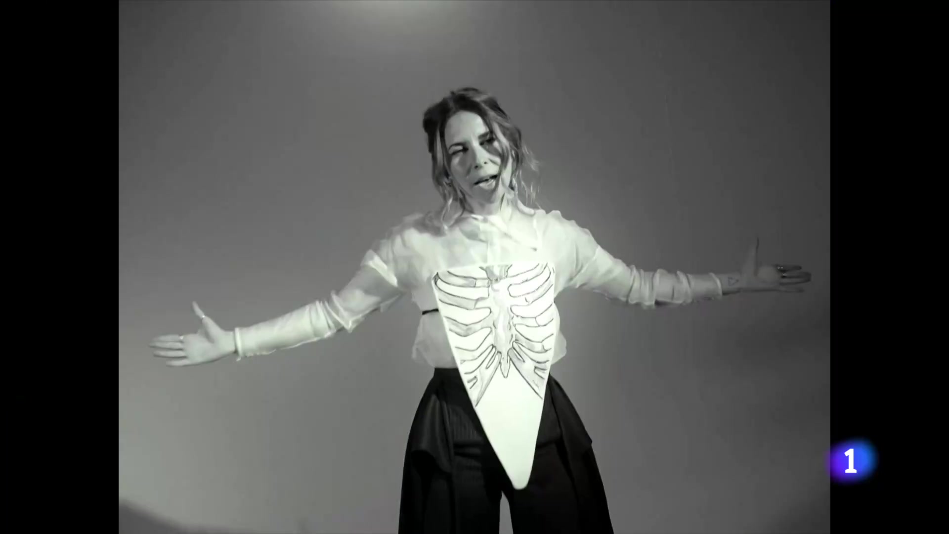 Ir al Video Flamenco y música electrónica en 'Tercer cielo', el nuevo trabajo de Rocío Márquez