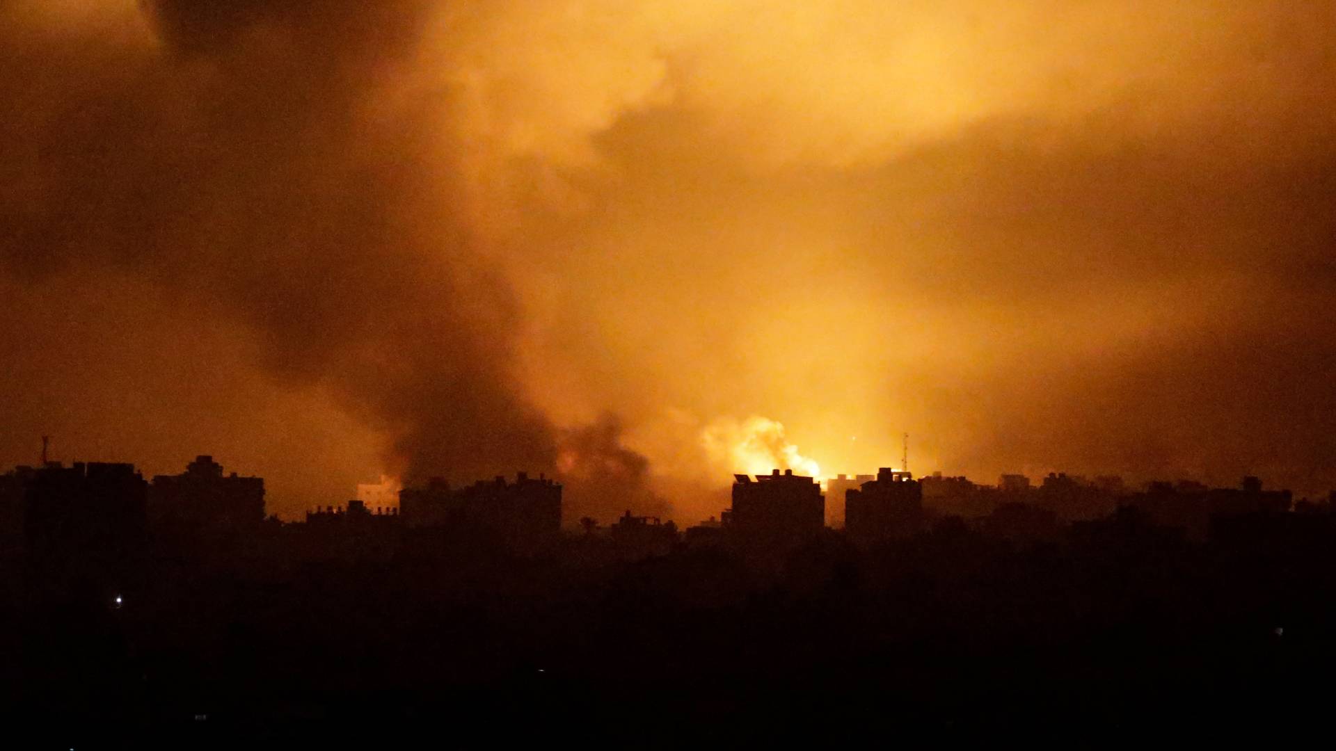 Israel continúa el ataque a gran escala de Gaza