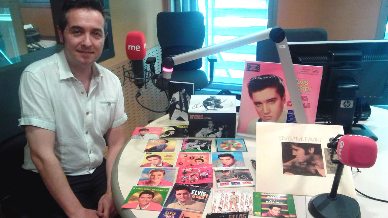 Joaquín Luque, presidente del Club Elvis España, en Rne Barcelona