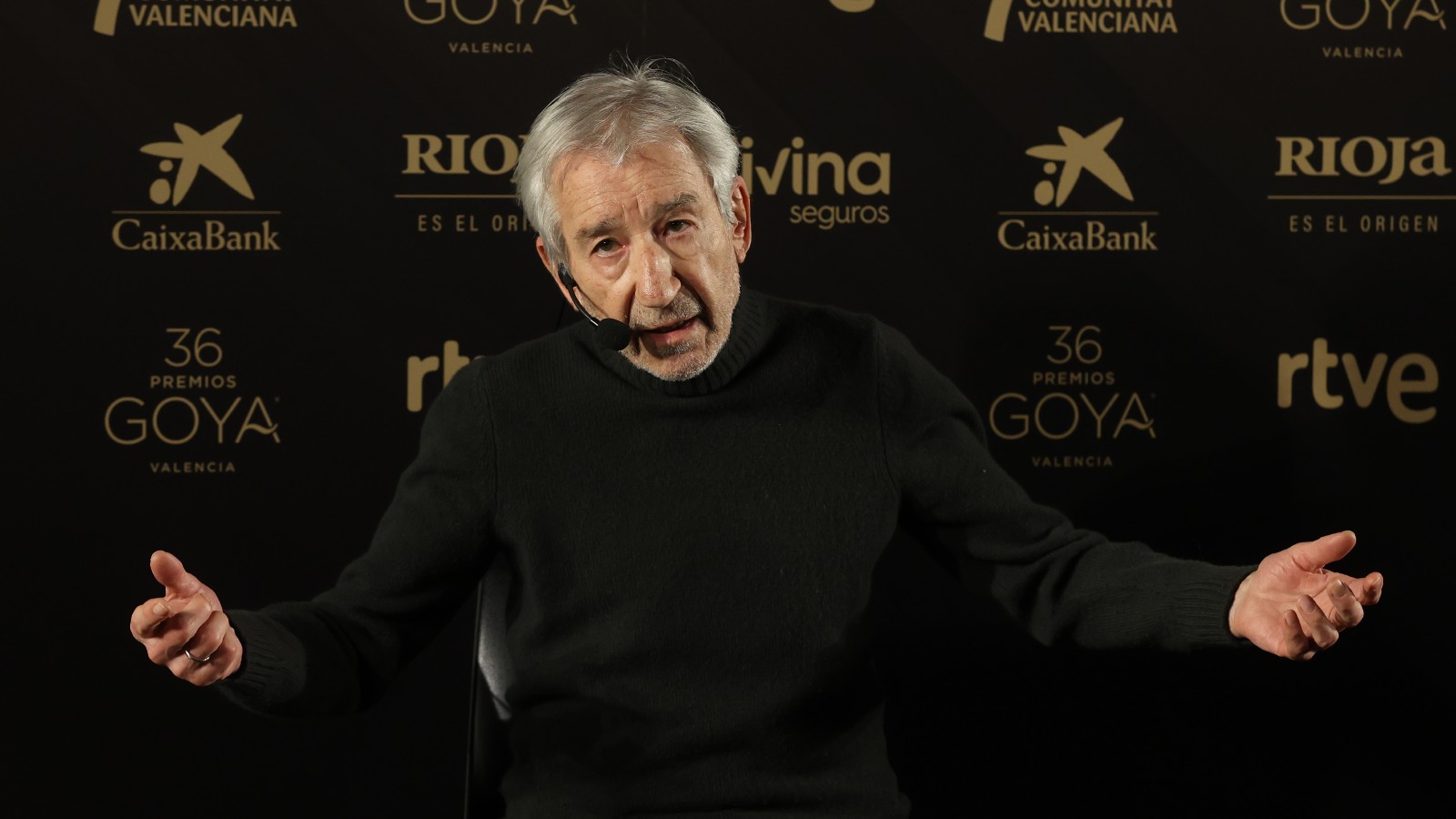 Ir al Video José Sacristán nos invita 'puerta a puerta' a la gala de los Goya 2022