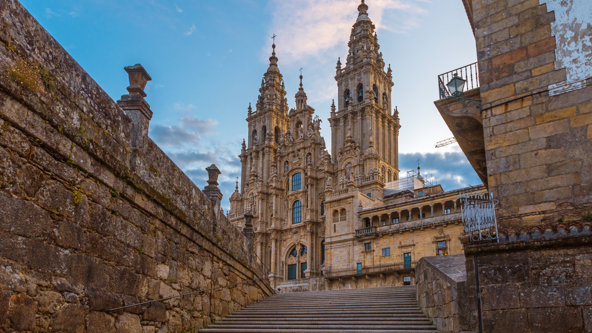 Ir al Video Los juegos que esconden las piedras de Santiago de Compostela