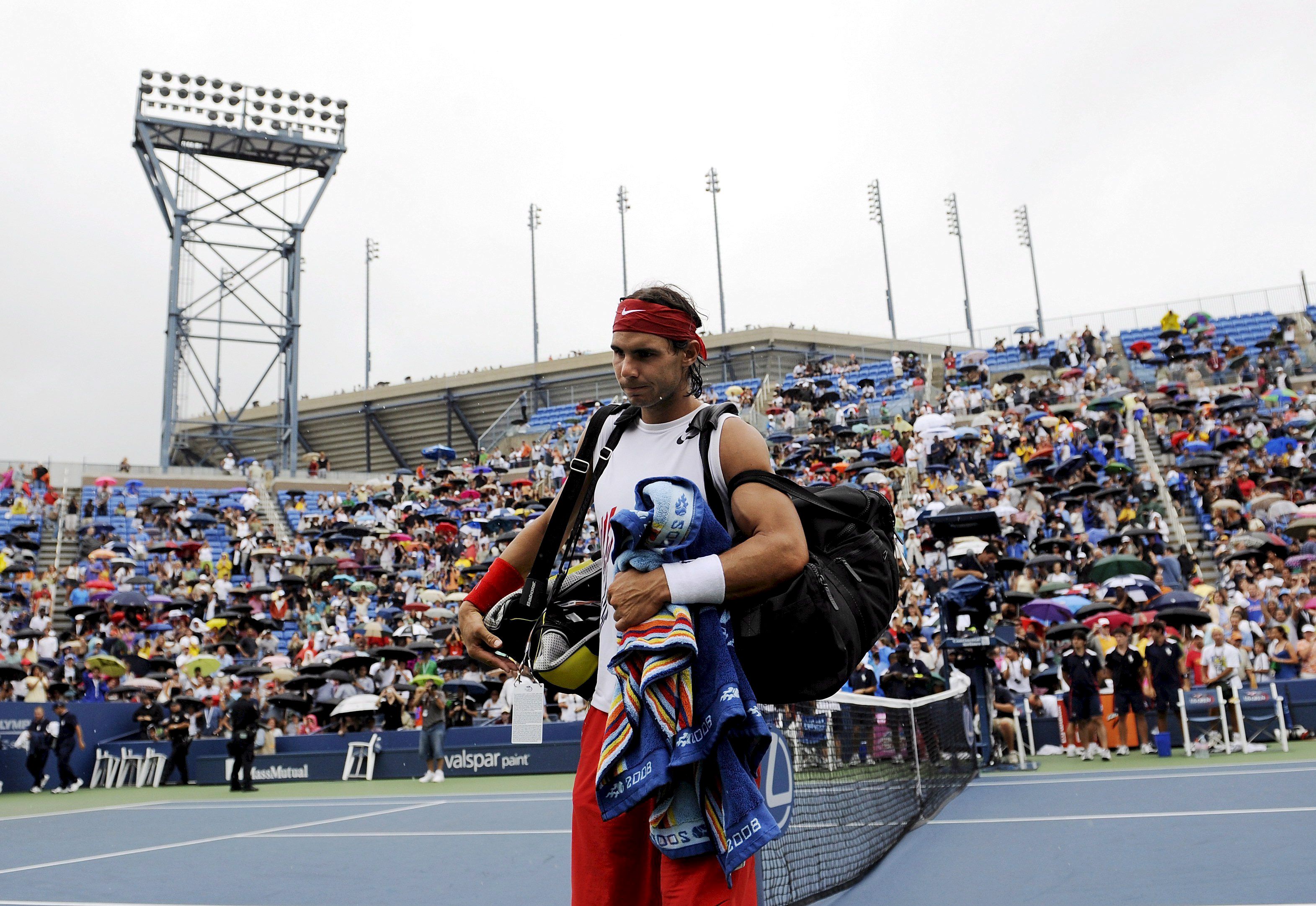 La Lluvia Da Una Tregua A Rafa Nadal