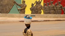 Ir al Video Mali espera conseguir dos mil millones de euros en la conferencia de donantes de Bruselas
