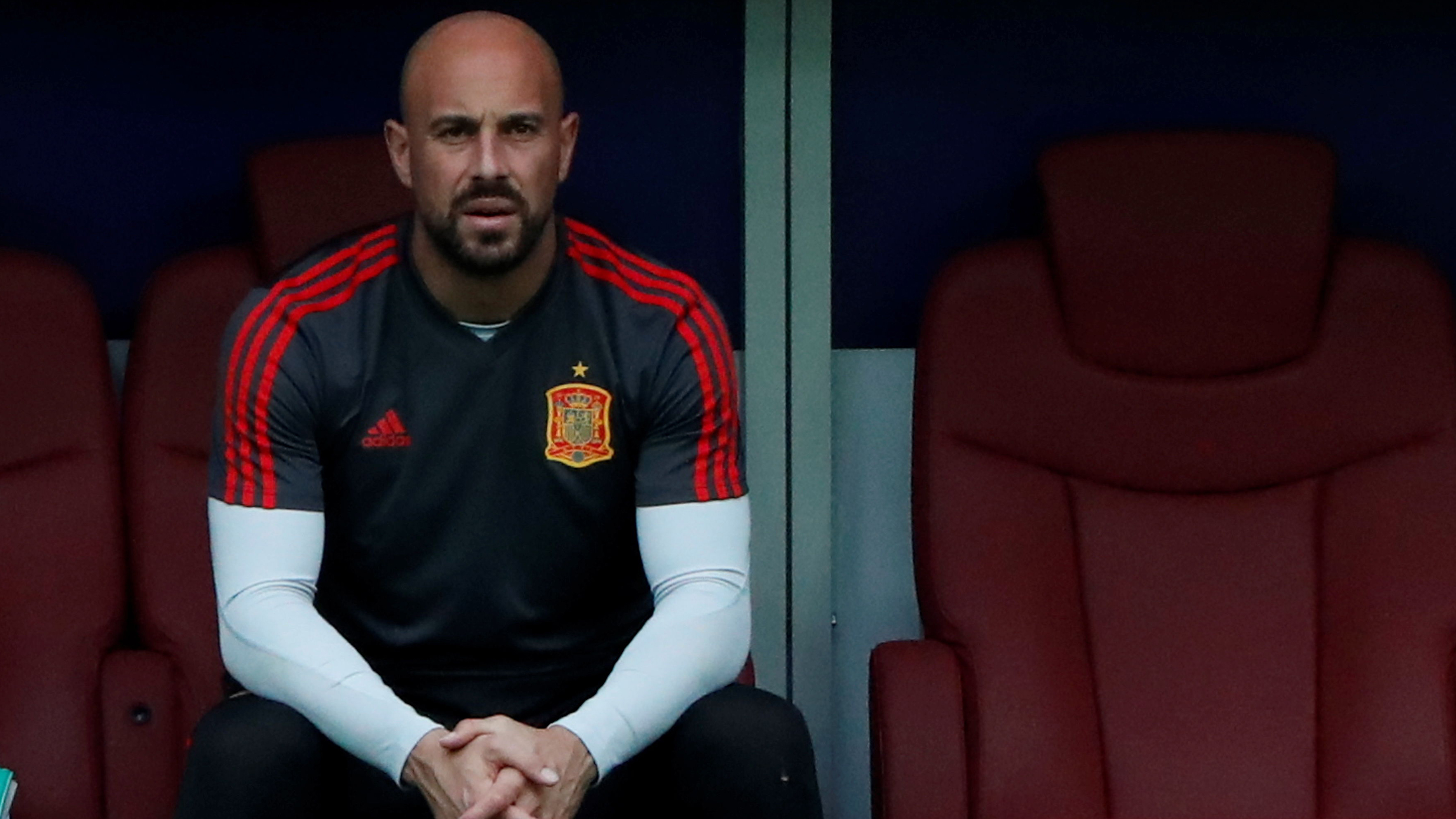 El Milan Confirma El Fichaje De Pepe Reina