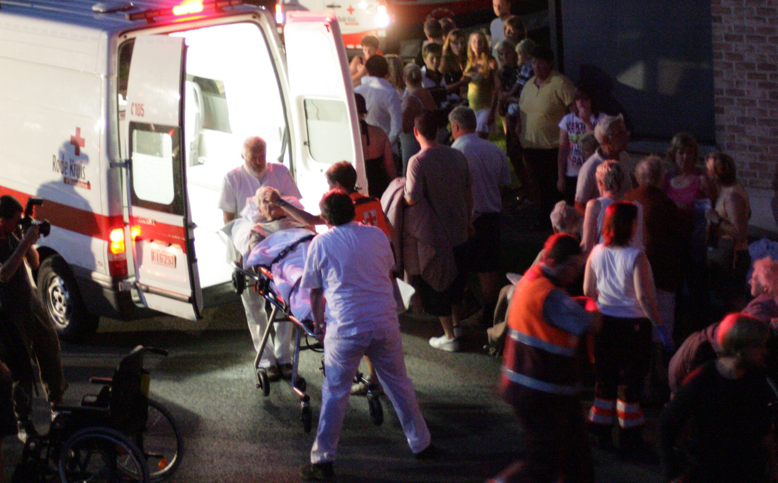 Mueren Al Menos Nueve Personas En El Incendio De Una Residencia De