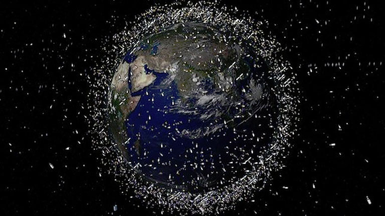 La NASA y la ONU alertan del peligro que supone la enorme cantidad de basura espacial, Noticias 24 horas - RTVE.es A la Carta