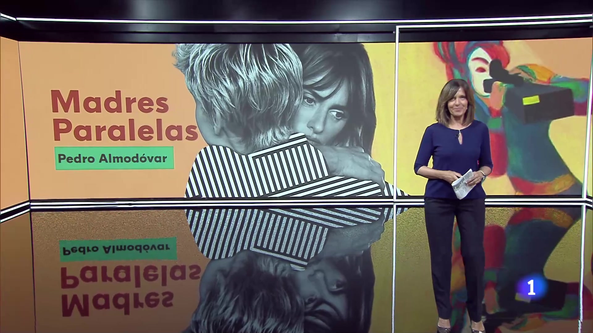 Ir al Video Pedro Almodóvar presenta 'Madres paralelas' en la Mostra de Venecia