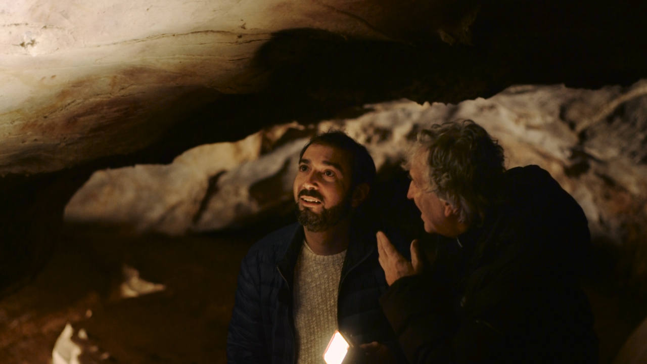 Pere Estupinyà junto a Luis Arsuaga hará un viaje por el mundo de la paleontología