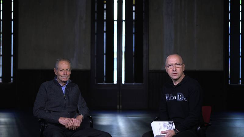En la poesía de Erri de Luca encontremos un mayor grado de compromiso social que en su narrativa