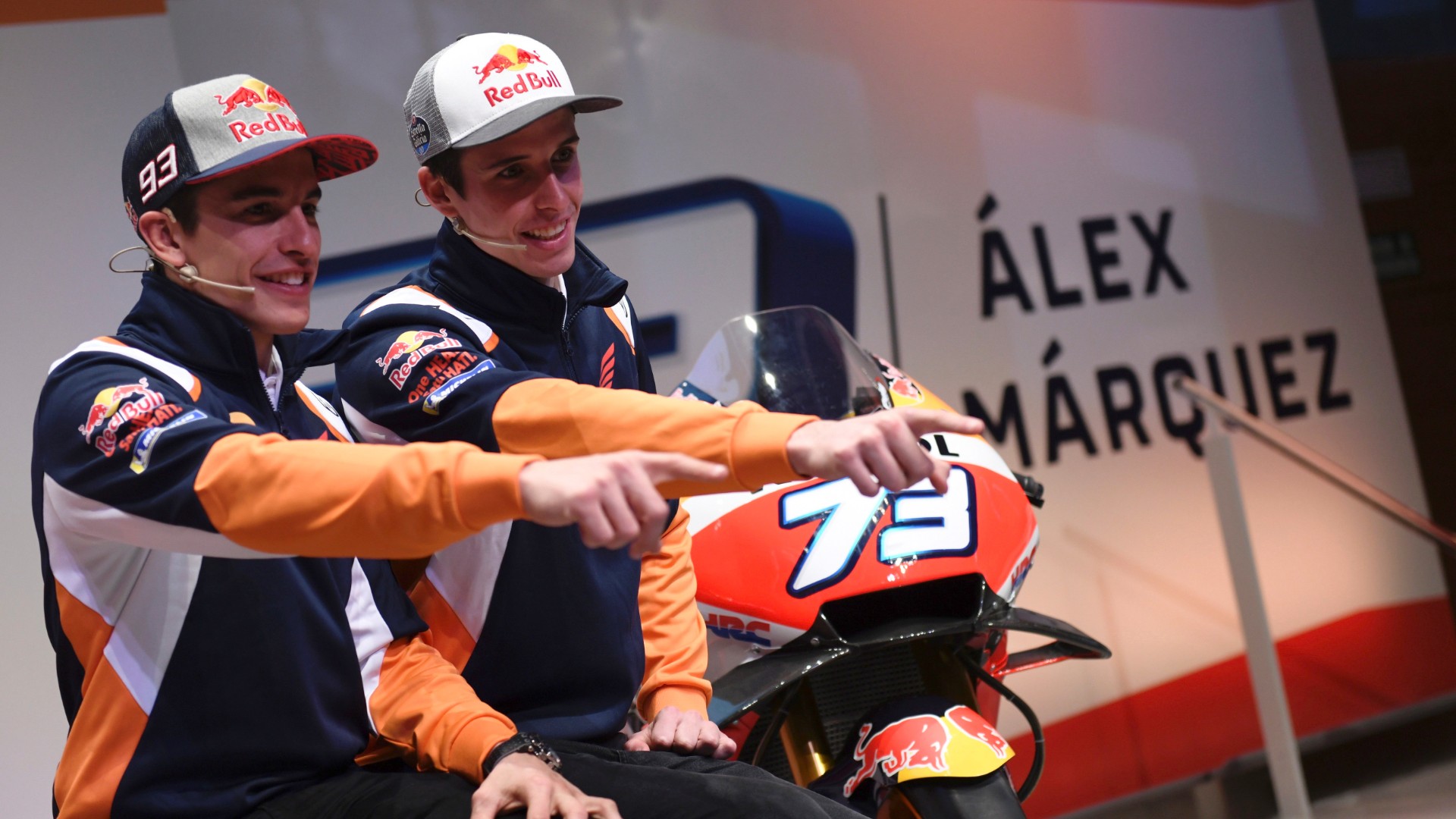 Ir al Video Pol Espargaró podría romper el 'Team Márquez' si ficha por Repsol-Honda