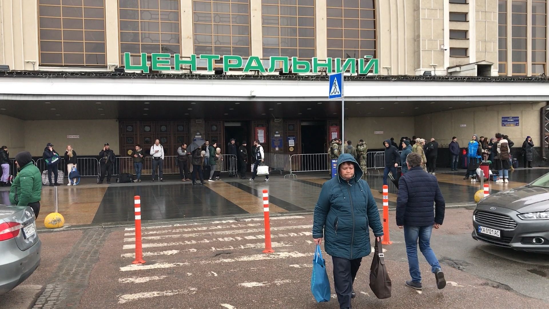 Ir al Video RNE en Kiev | Se ralentizan las evacuaciones de civiles tras el bombardeo de Kramatorsk