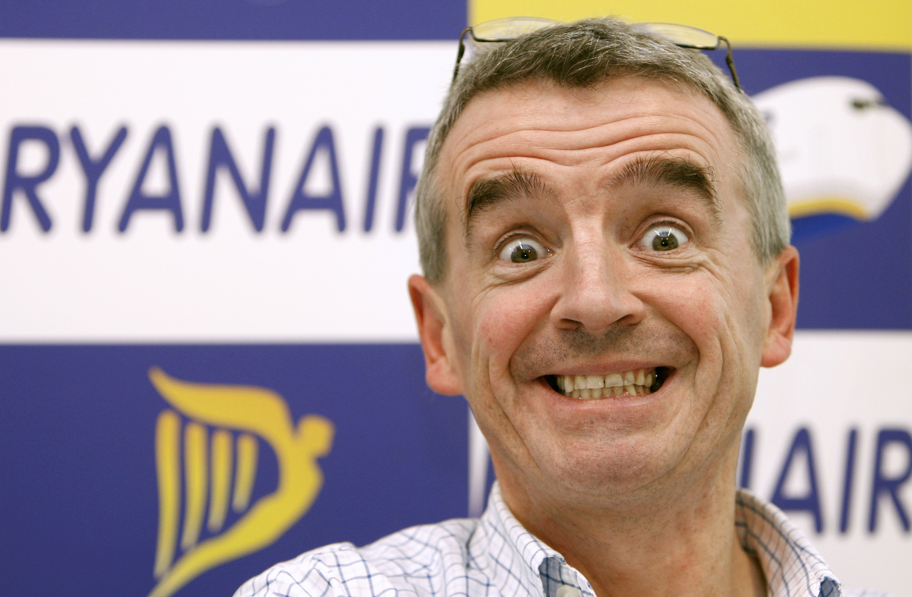 Ryanair reclamará un millón de euros a los controladores belgas por una