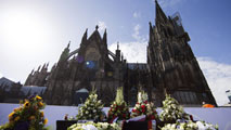 Ir al Video La Sagrada Familia acogerá el funeral de Estado por las víctimas de Germanwings