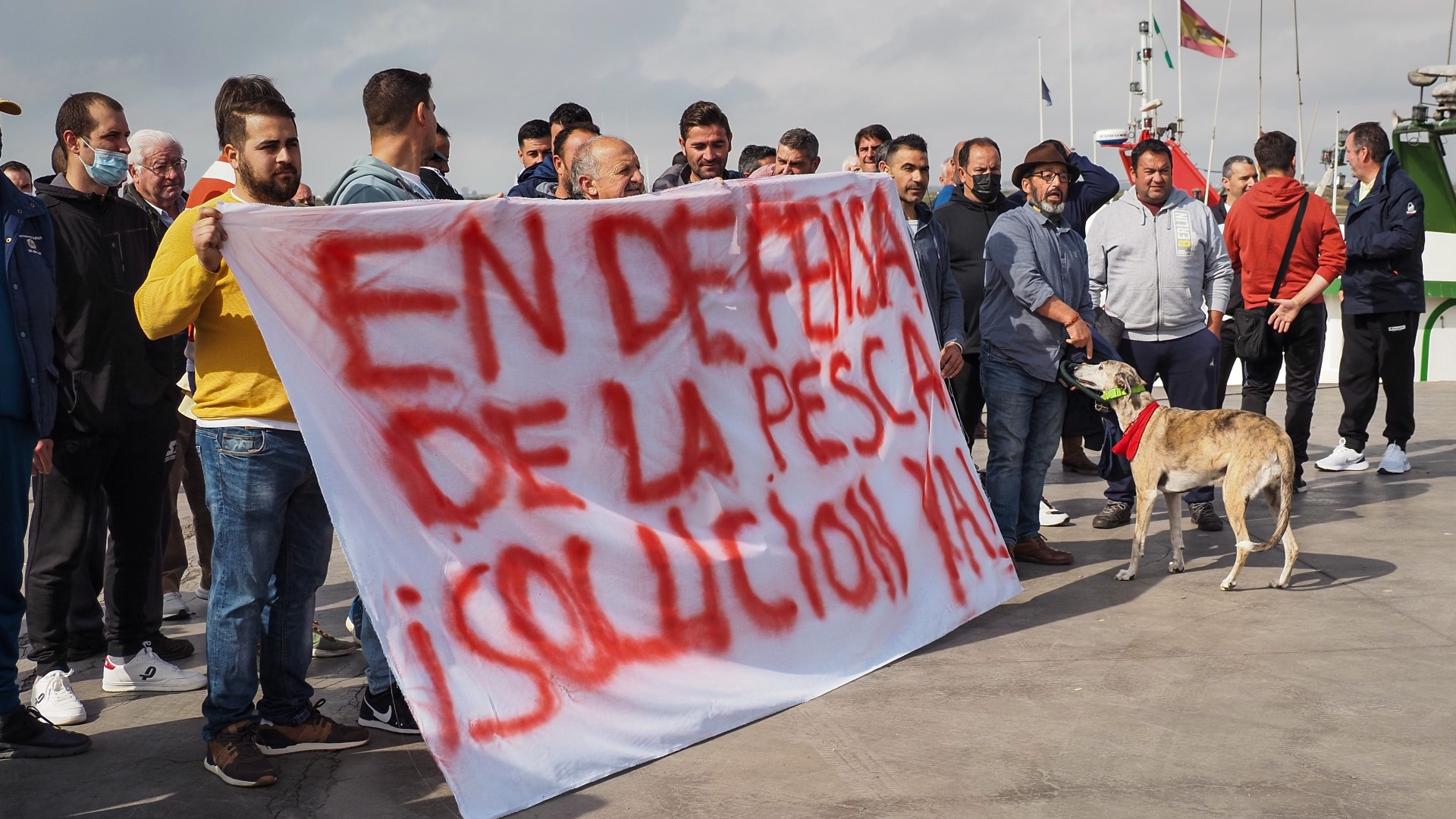 Ir al Video El sector pesquero deja de salir a la mar ante la subida del combustible