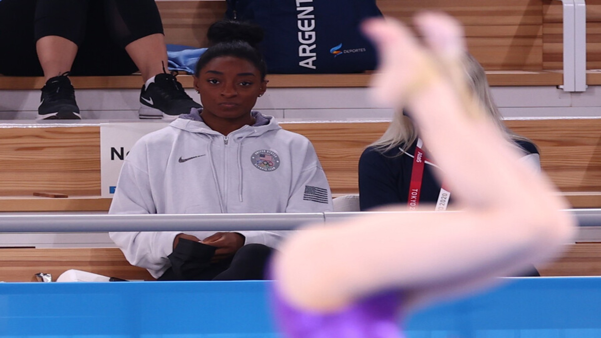 Tokio Simone Biles Se Retira De Las Finales De Salto Y Barras