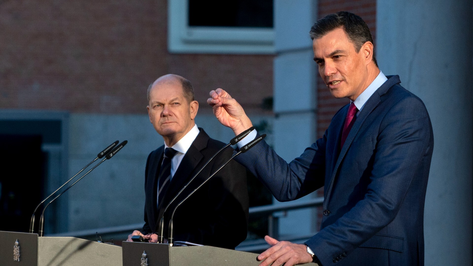 Los socialistas europeos nombran a Sánchez y Scholz negociadores