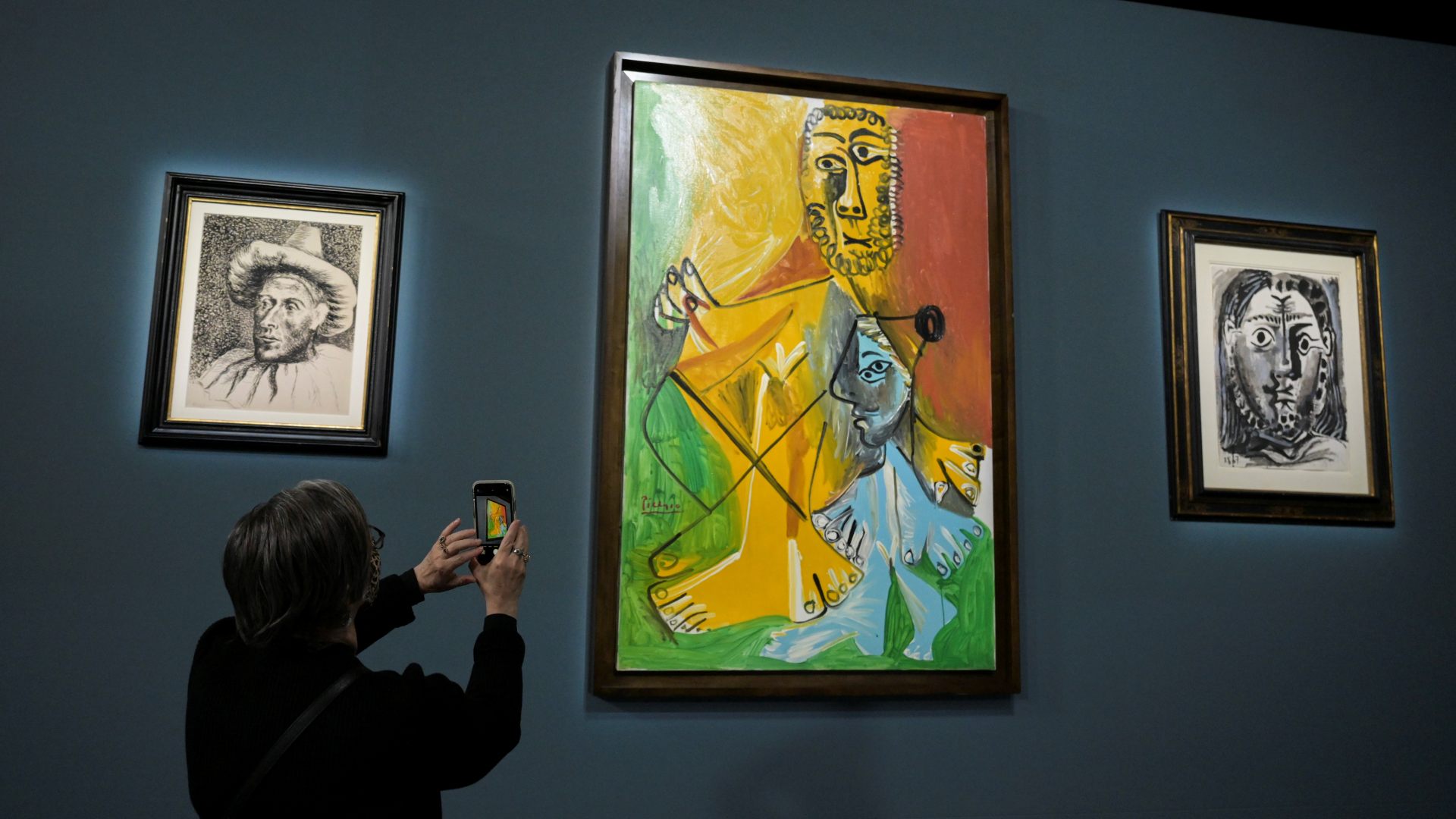 Ir al Video Subastan once obras de Picasso en Las Vegas por más de 94 millones