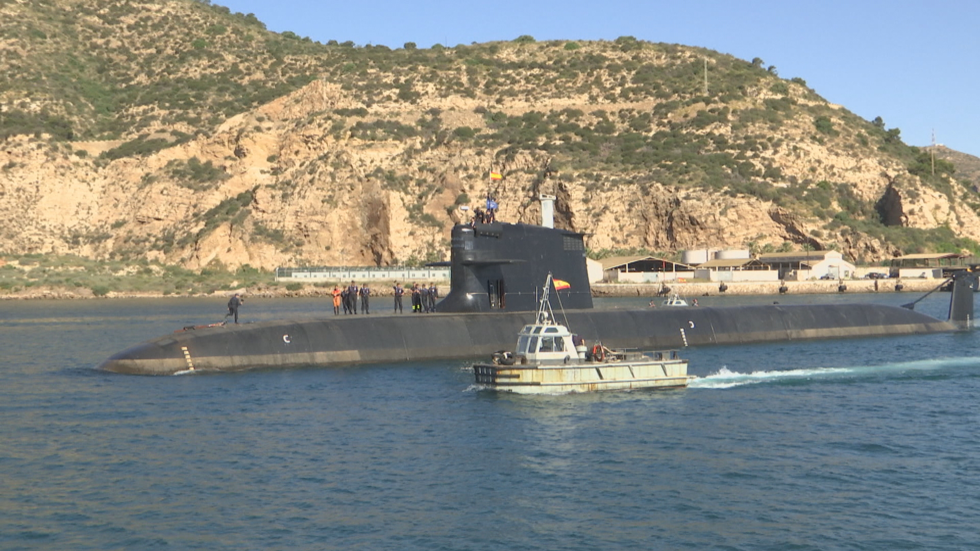 Ir al Video El submarino S-81 ya navega por aguas de Cartagena
