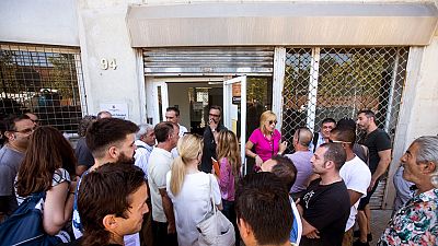 Los trabajadores de seguridad de El Prat rechazan la propuesta de la Generalitat e irán a la huelga indefinida